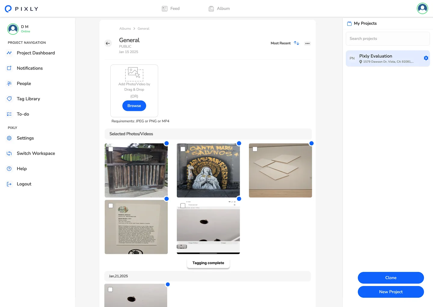 Pixly General album with five selected photos and Tagging complete button.